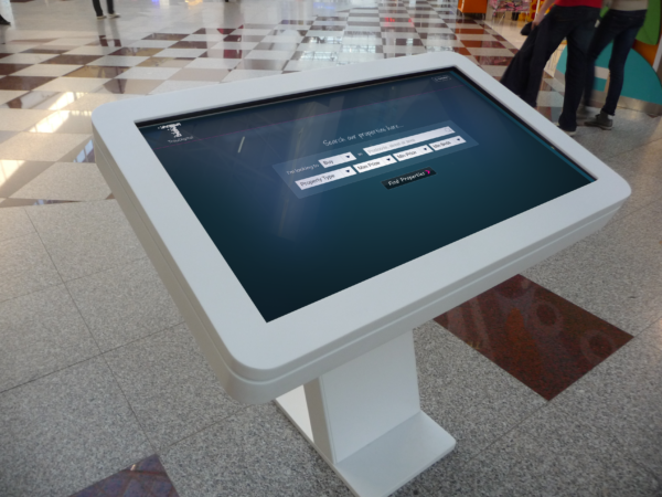 estate agent digital signage
