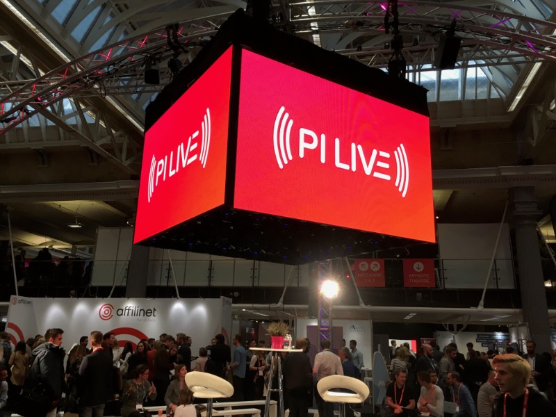 Digital Signage For Events - Working At Conferences in London and Southampton TrouDigital