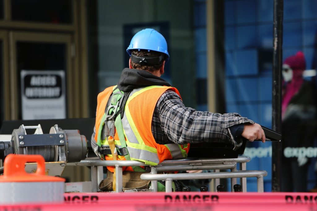 Digital Signage For Health and Safety Displays – Communication Saves Lives
