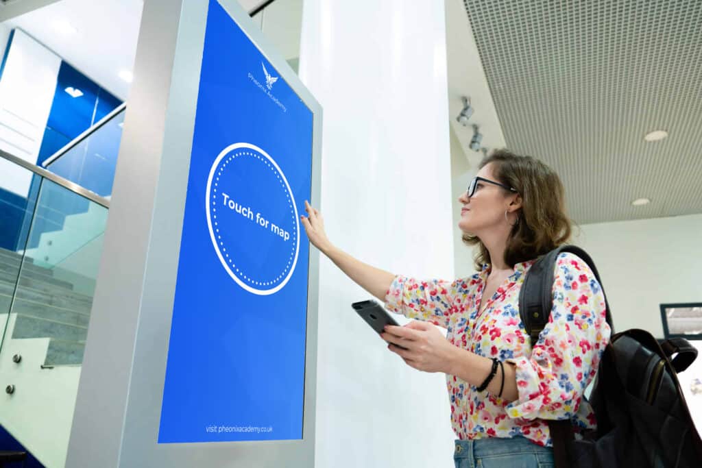 Self-Service Screens and Daily Life: Blending Technology With Usage Today TrouDigital