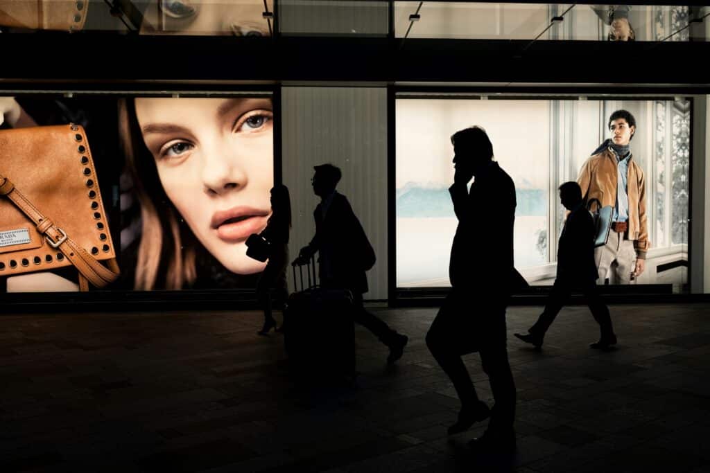 7 Smart Ways Retailers Are Using Digital Signage to Boost Sales TrouDigital